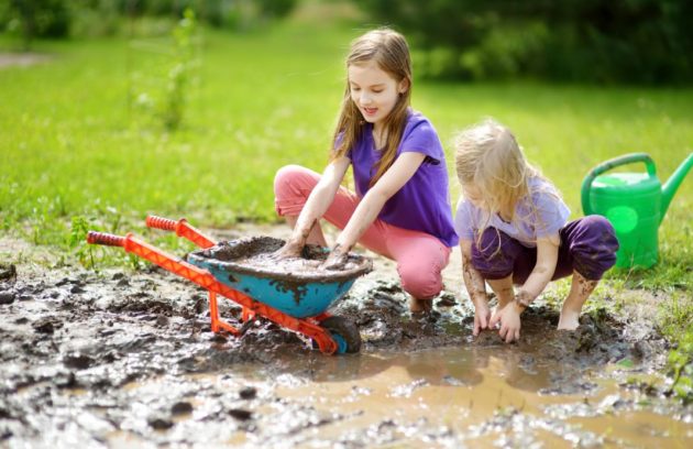 mud play